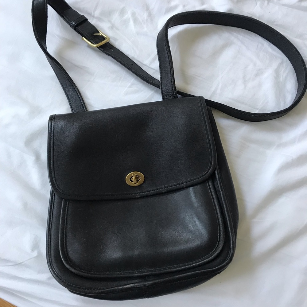 Vintage Coach Genuine Leather Saddle Handbag Black